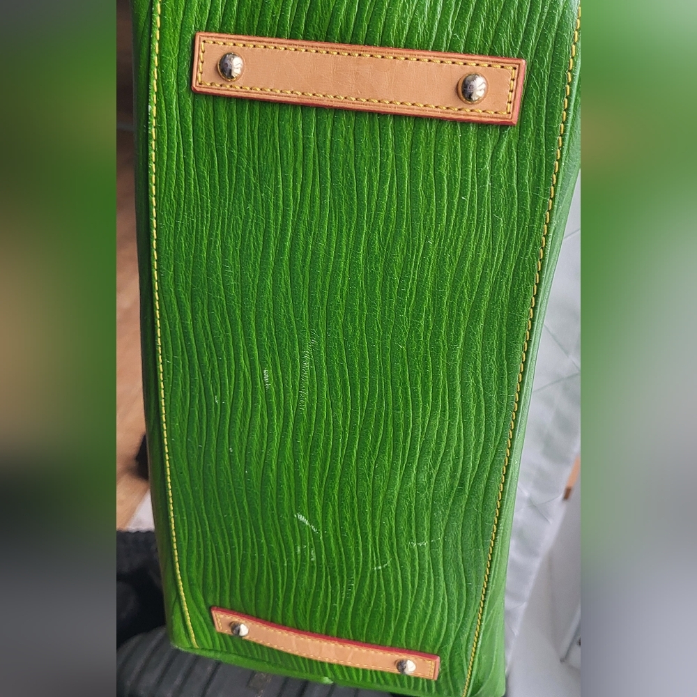 Dooney & Bourke Green Textured Leather Convertable Top Zip Shoulder Bag - Picture 7 of 15